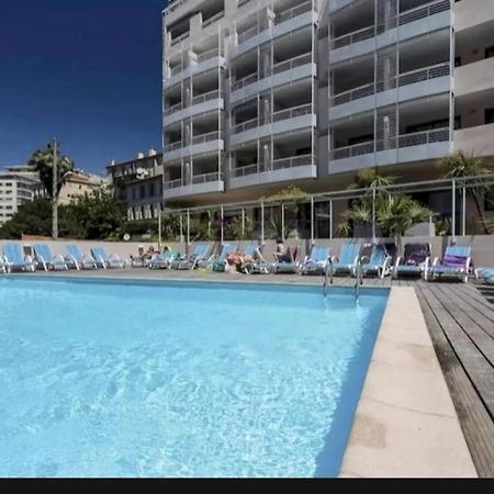 Studio Contemporain Avec Piscine Proche De La Mer Cannes Exterior foto